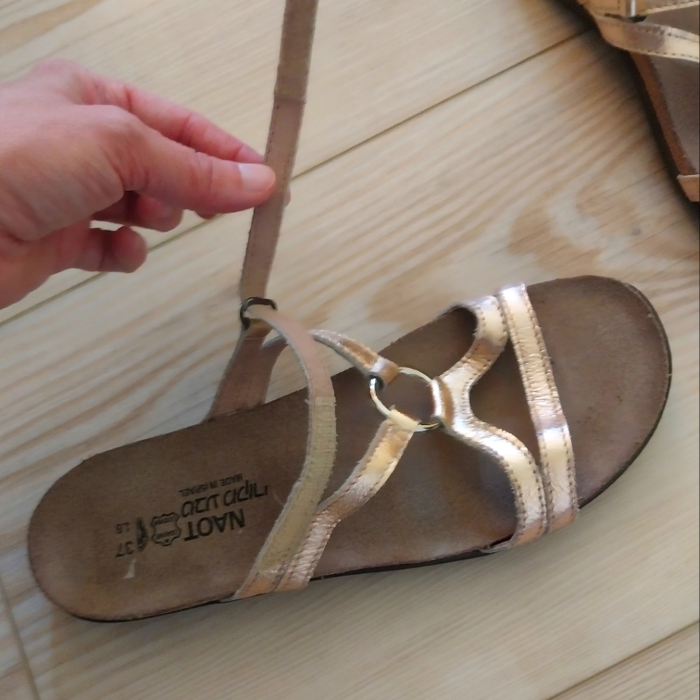 Naot Carmen Sandals - Picture 4 of 6